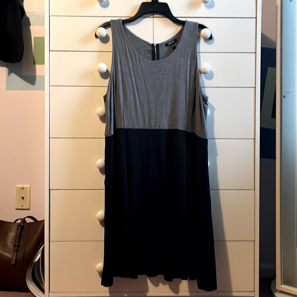 Casual simple dress! New! Never Worn!